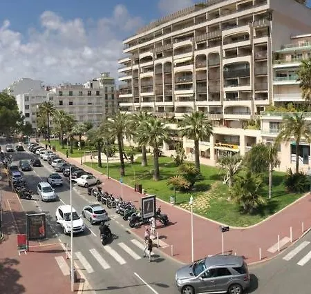 Paradise Juan Les Pins * アンティーブ